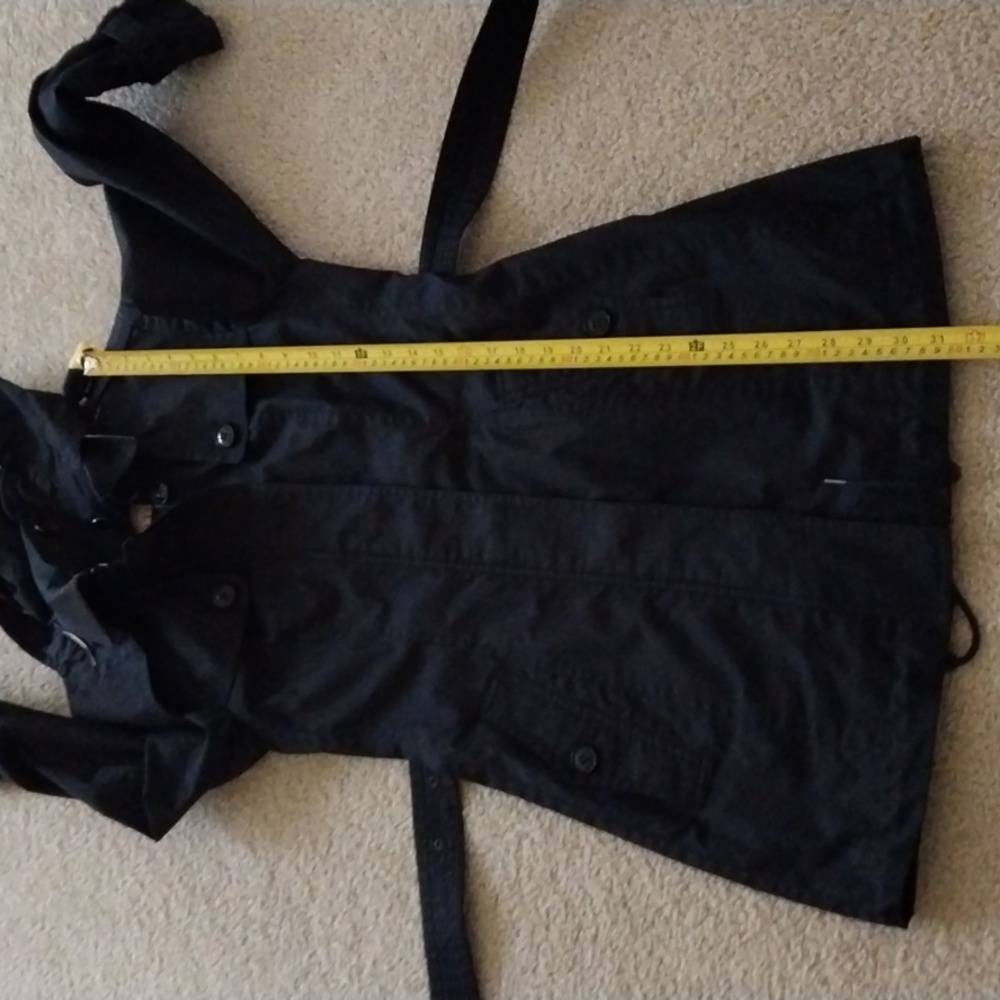 Burberry Black Trench Coat with Check Lining - Picture 13 of 14